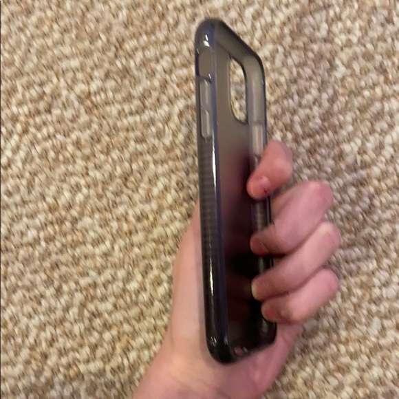 Tech21 iPhone 11 case - Picture 4 of 4